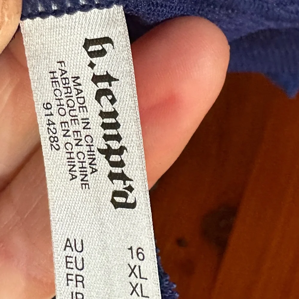 Tempt’d Lace Slip XL navy blue stretch w/bow on straps nice seams & hem NEW wTag - Picture 13 of 15